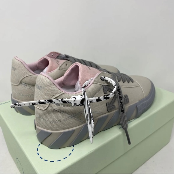 Off-White Virgil Abloh Women's Canvas Sneakers - Picture 10 of 11